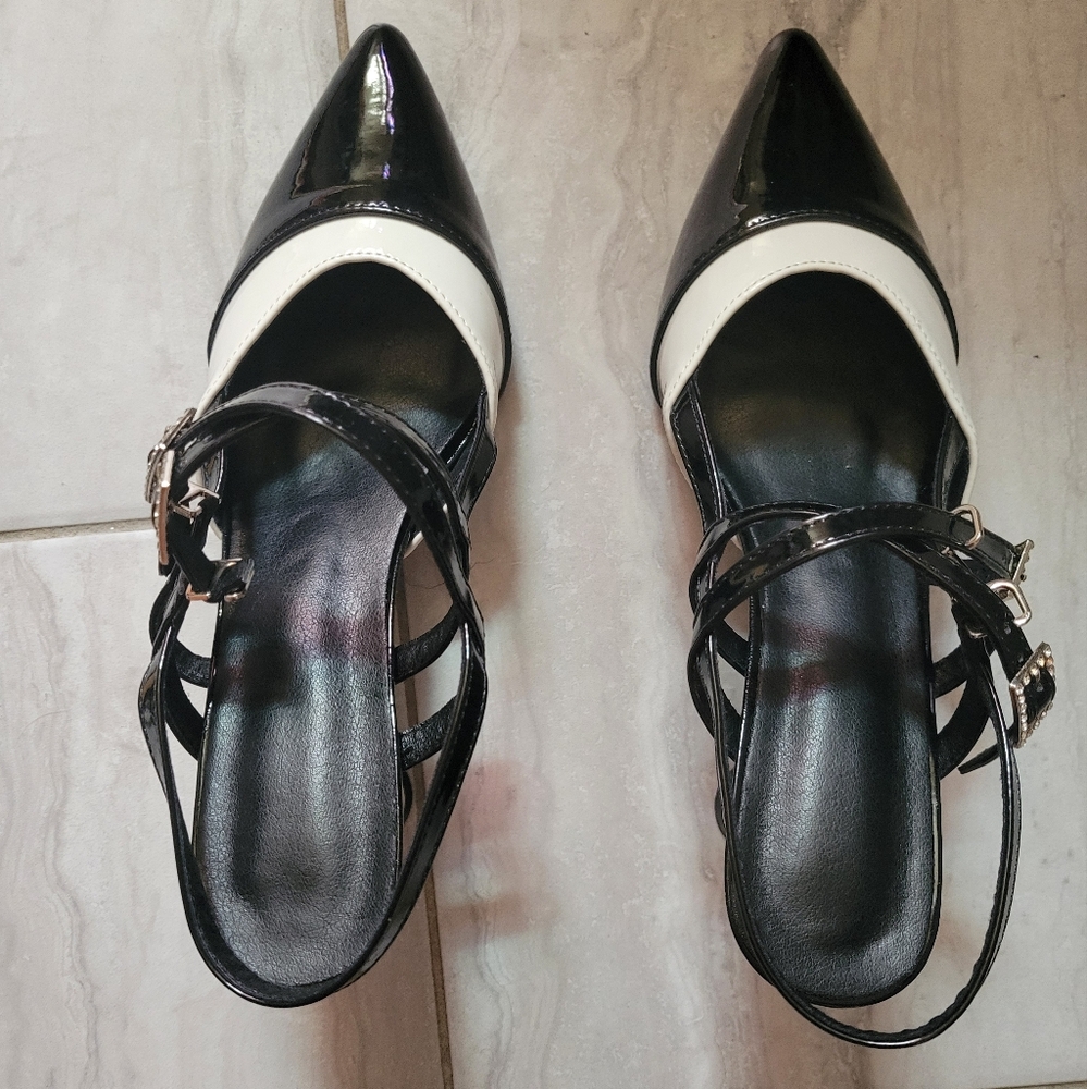 Kaigelin Elegant High Heels Women Contrast Color Pointy Toes Shoes SZ 11 - Picture 1 of 16